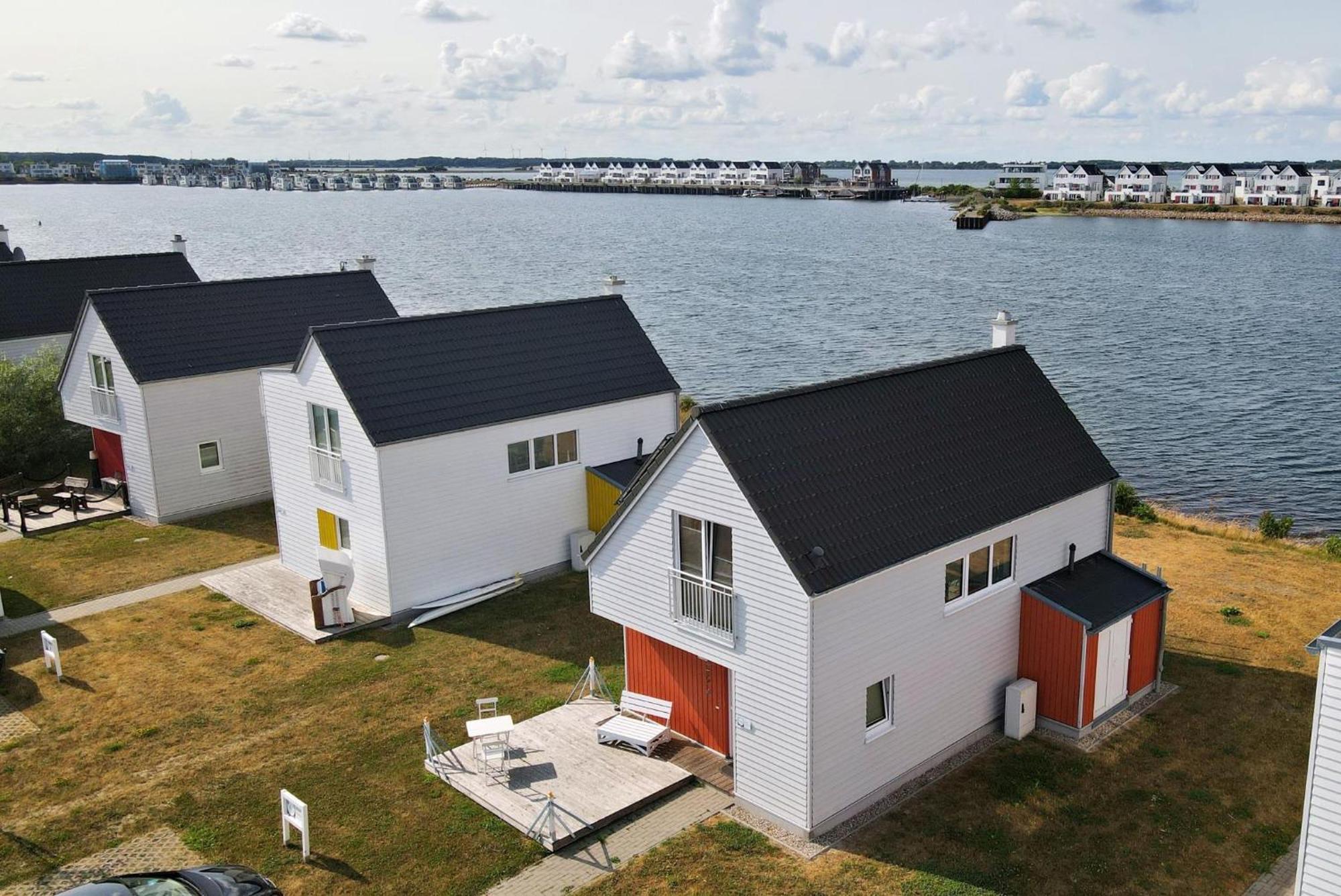 Ferienhaus Lieblingsplatz By Seeblick Ferien Oro, Direkte Wasserlage,Sauna,Kamin Ольпеніц Екстер'єр фото