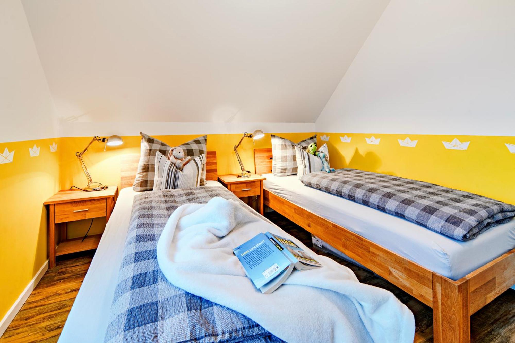 Ferienhaus Lieblingsplatz By Seeblick Ferien Oro, Direkte Wasserlage,Sauna,Kamin Ольпеніц Екстер'єр фото